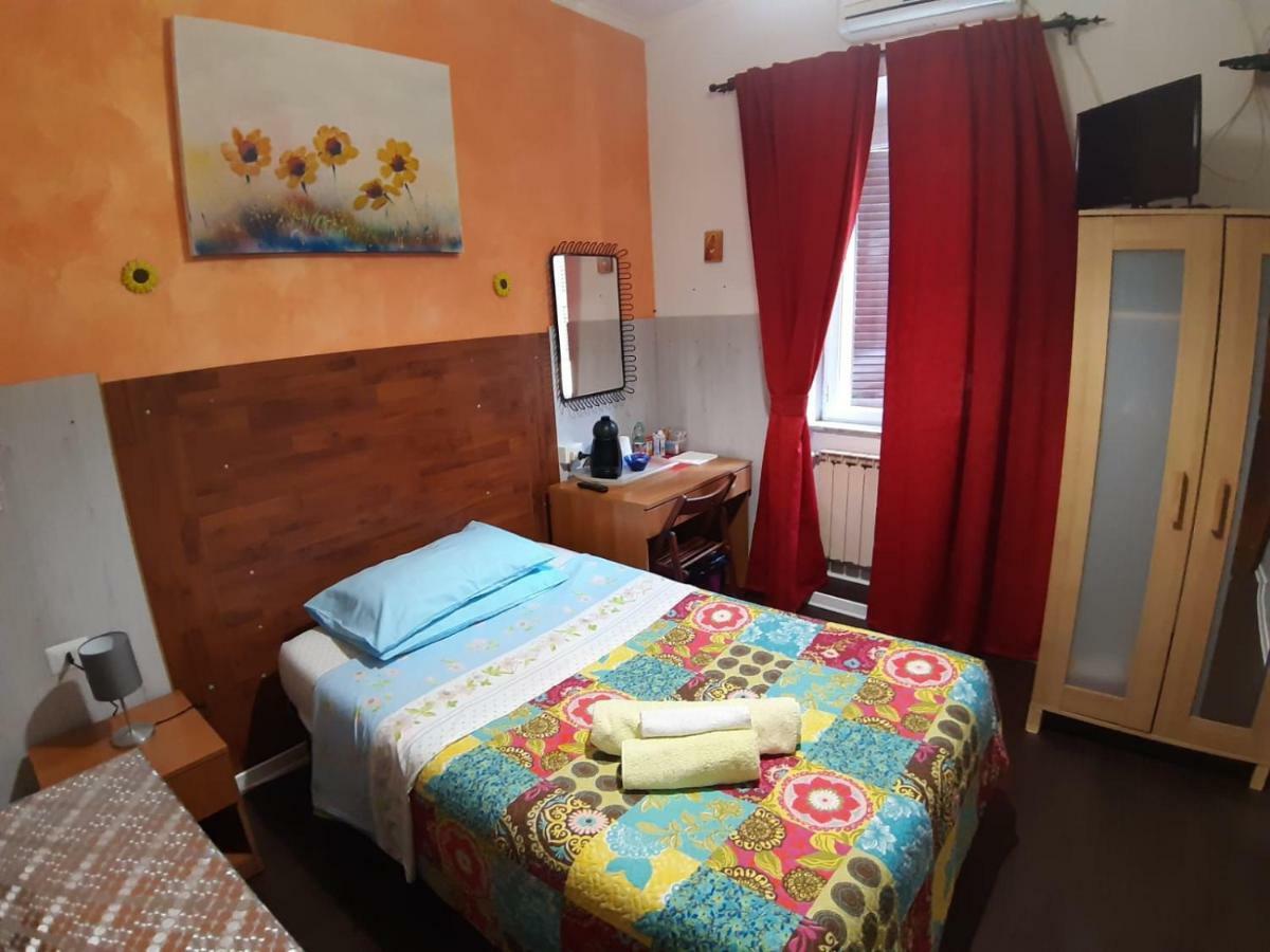 Vecchia Bed and breakfast *